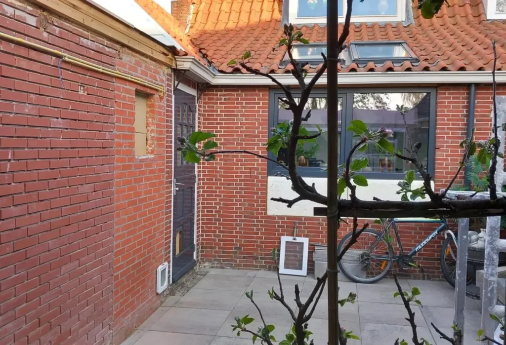 Brick courtyard before renovation